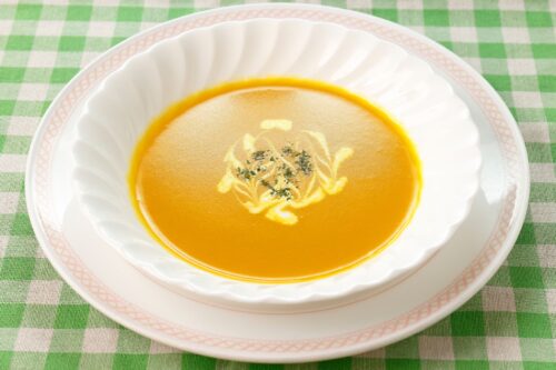 季節の有機野菜スープ（カボチャ）